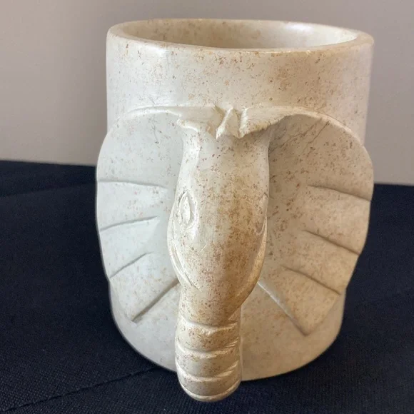 Hand-carved Elephant Mug - Picture 2 of 7